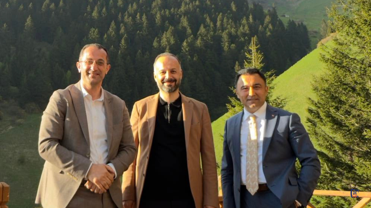 AK PARTİ’DE “KAYMAKAM” POLEMİĞİ