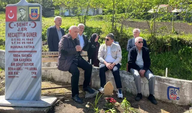Şalpazarı'nda Oğlunun Mezarı Başında Babası Adalet Talep Etti
