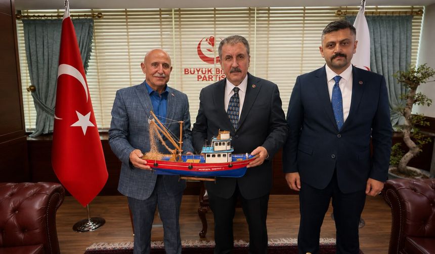 Muharrem Danışmaz: “Trabzon Avrasya Pazarı Esnafının Sorunlarını Çözmek Boynumuzun Borcudur”